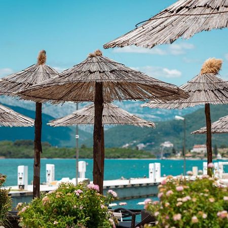 Aquata Apartments Tivat Buitenkant foto