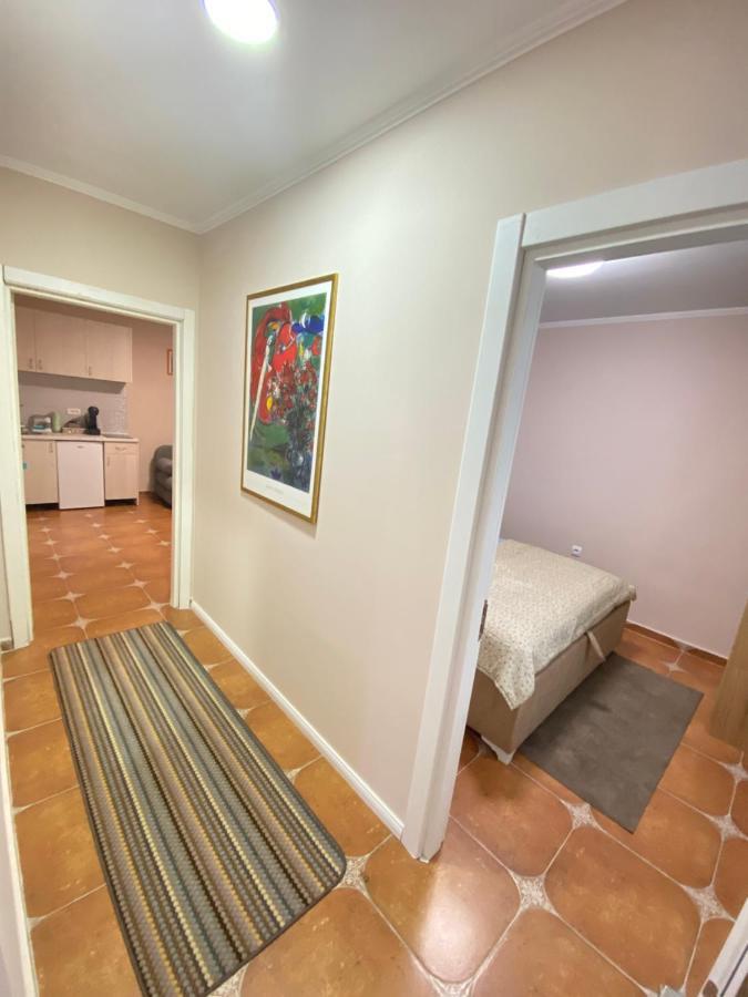 Aquata Apartments Tivat Buitenkant foto