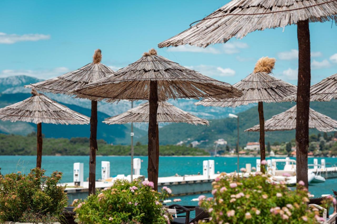 Aquata Apartments Tivat Buitenkant foto