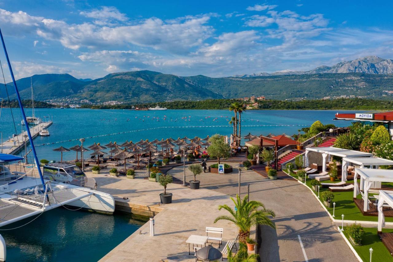 Aquata Apartments Tivat Buitenkant foto
