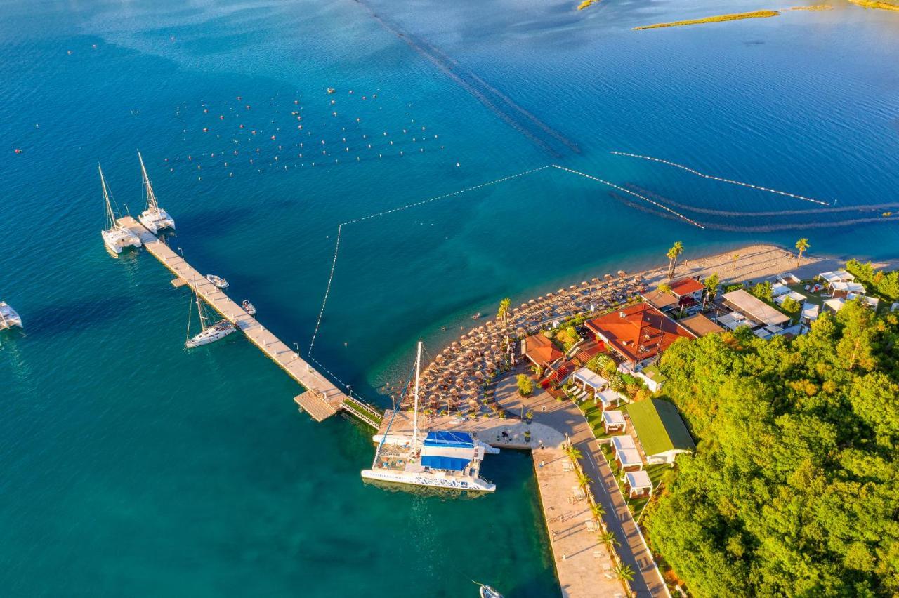 Aquata Apartments Tivat Buitenkant foto